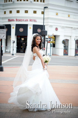 Best Maggiano's Orlando wedding photographer - Sandra Johnson (SJFoto.com)